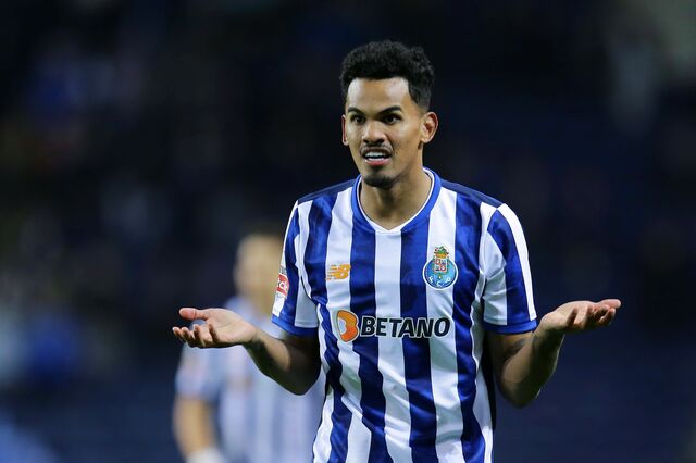 Extremo Galeno contratado pelo Al-Ahli ao FC Porto por 50 milhões