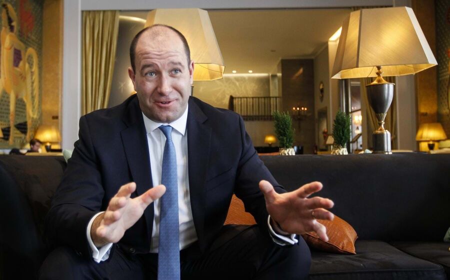 Malcom Smith, JP Morgan