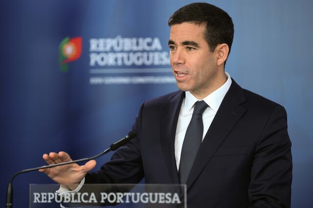Governo disponível para incorporar alterações às leis da nacionalidade e estrangeiros