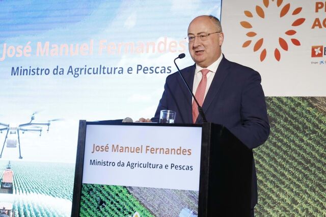 Sem internet nos campos não há campos de agricultura