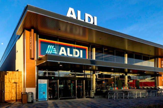 Aldi testa cobrança de 12 euros só para entrar numa das suas lojas 