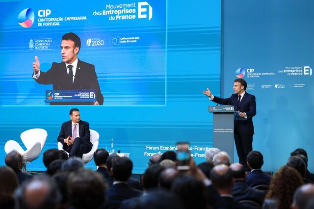 Macron espera que Air France-KLM e TAP encontrem 'uma forma de casamento inovadora'