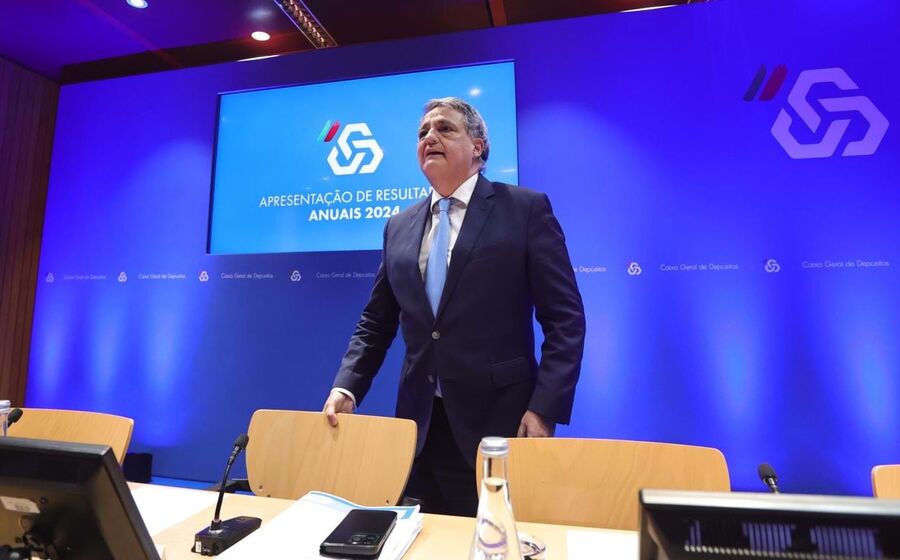 A EY iniciou funções de auditora do banco liderado por Paulo Macedo há oito anos.