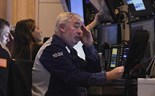 Wall Street fecha no vermelho. Incerteza económica pressiona índices