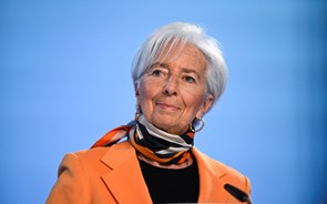 BCE pode cortar ou pausar em abril. 'Há riscos em todo o lado', avisa Lagarde