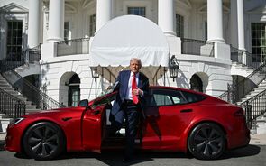 trump tesla.mp4