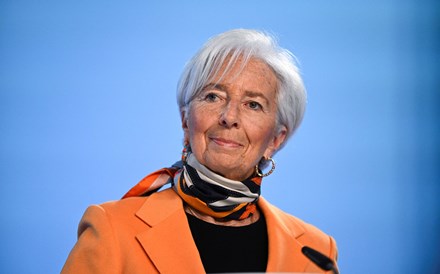 BCE pode cortar ou pausar em abril. 'Há riscos em todo o lado', avisa Lagarde