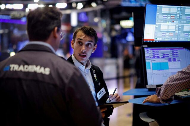 Wall Street sobe após Trump adiar tarifas automóveis. GM dispara mais de 7%
