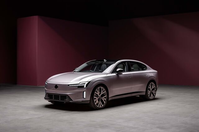 Volvo ES90. Carregamento ultrarrápido e 700 km de autonomia 