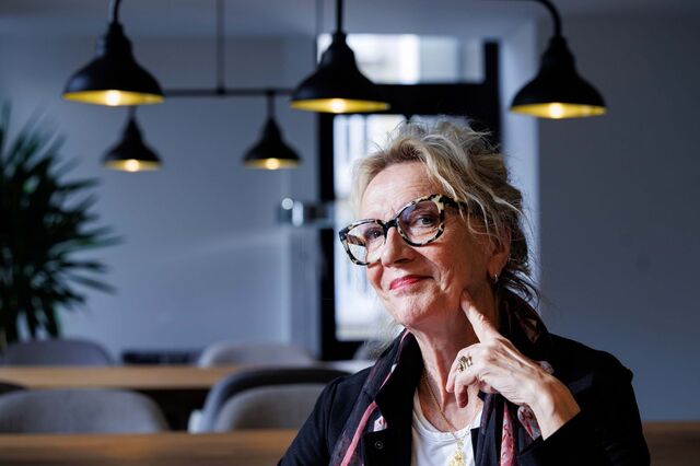 Elizabeth Strout: “Vivia uma vida solitária e procurava as pessoas nos livros”