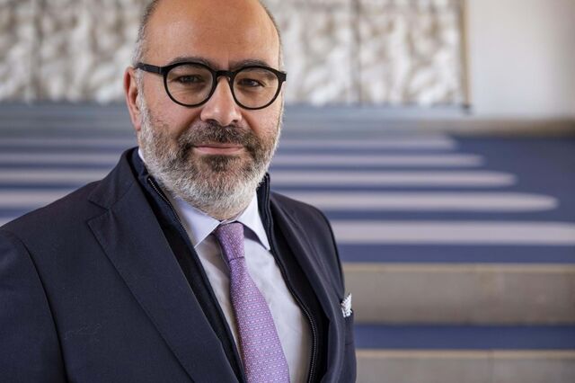 Ministro da Habitação diz que Governo acompanha demolições 'com preocupação'