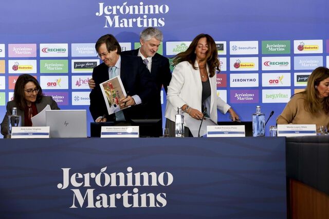 Jerónimo Martins alvo de cinco descidas de 'target' após resultados