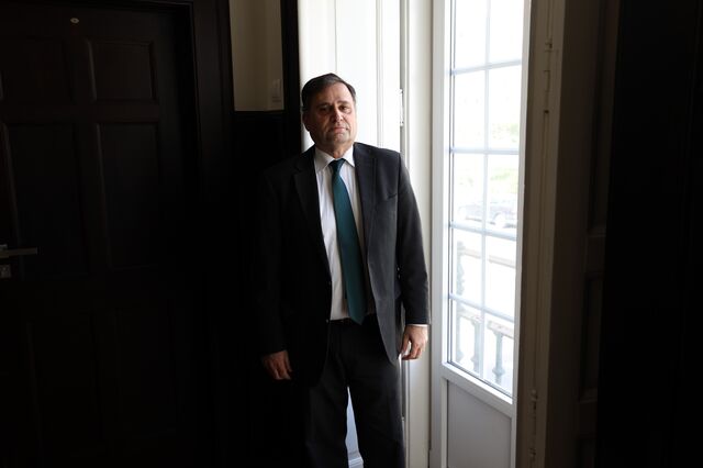 OGMA são exemplo para privatização do Arsenal do Alfeite, diz Ricardo Pinheiro Alves