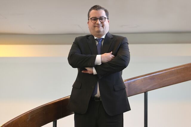 AD vê nova “redução ambiciosa no IRS”
