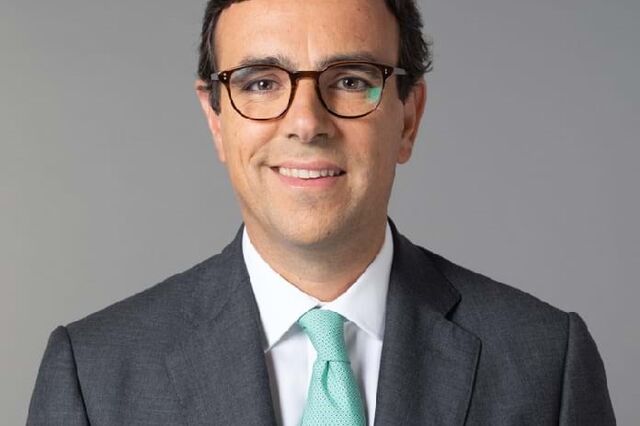 PCP questiona Governo e CMVM sobre venda de terreno do Novo Banco a mulher de gestor da Lone Star