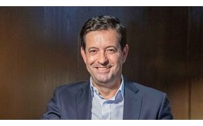 Jorge Aguiar, administrador da Bensaude Turismo, revela que a oferta ficou um euro acima do preço-base.