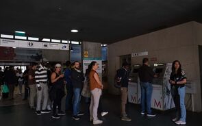 Rede Multibanco funciona mas muitas máquinas e aparelhos de pagamento estão sem energia