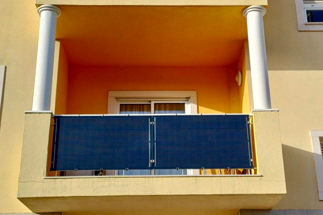 Energia solar na varanda? EDP lança 'mini' painéis para pôr nas fachadas dos edifícios
