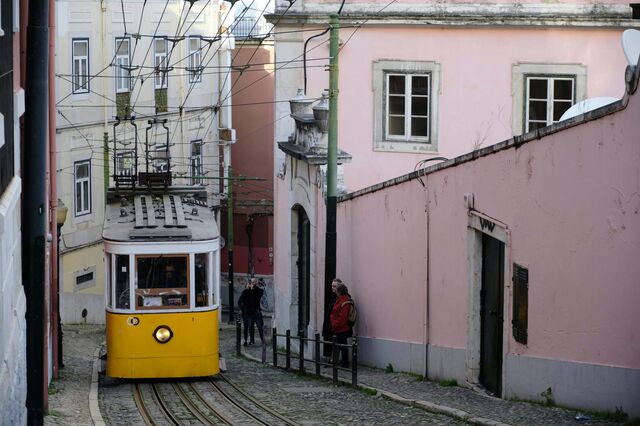 Endividamento da economia aumenta para 820,5 mil milhões em fevereiro