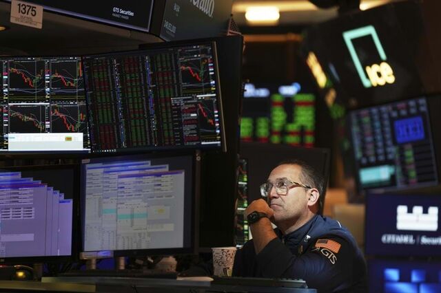 Wall Street fecha em alta com isenção temporária de tarifas de Trump. Apple salta 3%