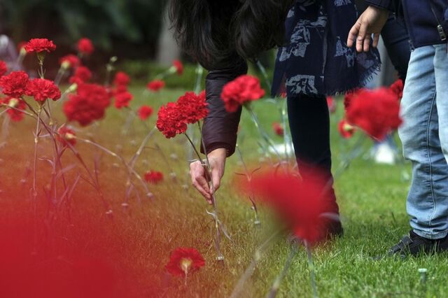 Montenegro adiou celebrações festivas do 25 de Abril para 1.º de Maio 