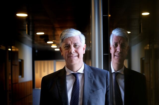 “É o momento de não ter ilusões” nas contas públicas, alerta Centeno