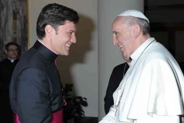 Cerimónia privada de sepultamento do Papa Francisco terá um português como testemunha 