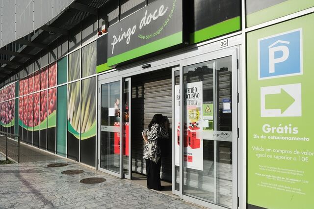 Pingo Doce exige em tribunal fim de campanha que associa empresa a maus tratos animais 