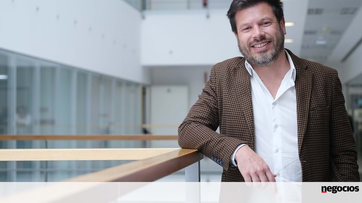 Inovação Colaborativa: A Chave para o Crescimento Tecnológico e a Competitividade no Século XXI