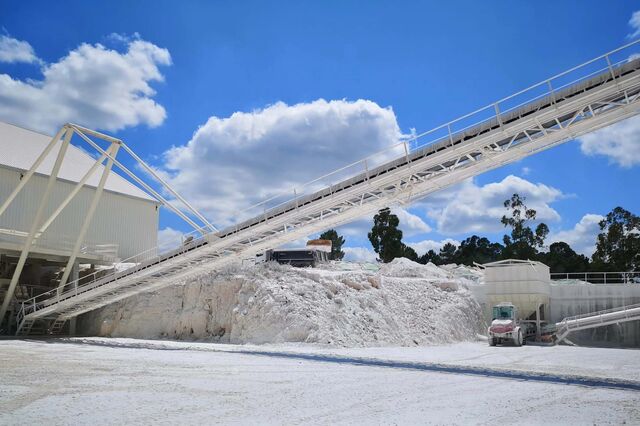 Espanhóis investem 14 milhões em fábrica de cal em Fátima