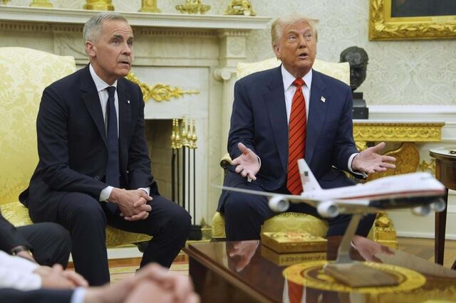 Trump interrompe negociações comerciais com Canadá