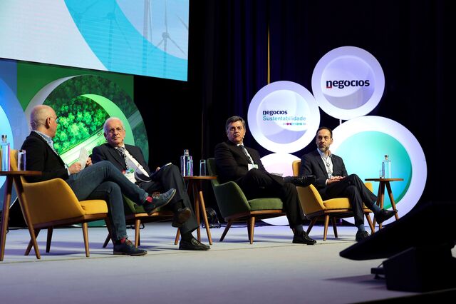 Reindustrialização 'é urgente há 30 anos' e sustentabilidade pode ser fator competitivo