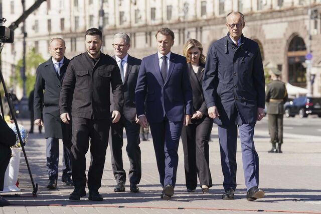 Aliados europeus de Kiev olham com desconfiança para proposta de Putin
