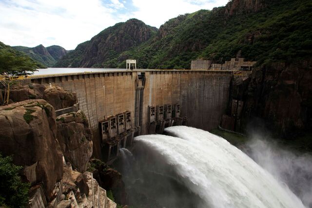 Sul-africana Eskom comprou 66% da eletricidade da barragem moçambicana de Cahora Bassa