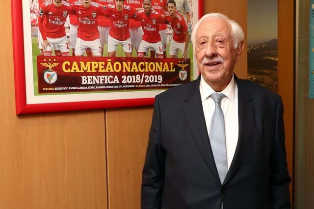Ações do Benfica? Rei dos Frangos só vende tudo e no mínimo a 12 euros