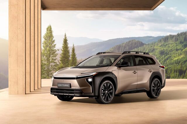Estreia mundial: Novo elétrico Toyota bZ4X Touring