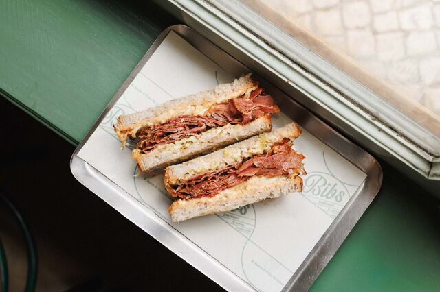 Pastrami da Bibs abre em Santos 