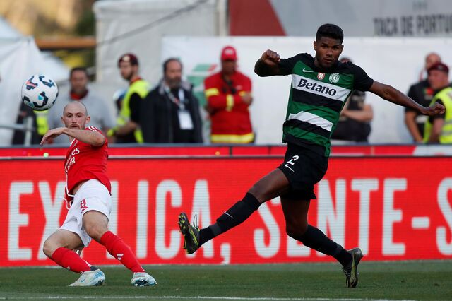 MP abre investigação a jogador do Sporting Matheus Reis por lance com Belotti