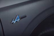 Detalhe do emblema 'Esprit Alpine' num carro