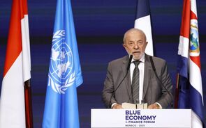 Lula da Silva discursa num fórum antes da Conferência da ONU sobre os Oceanos, em Nice