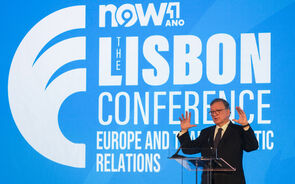 Durão Barroso discursa na conferência sobre Europa e EUA, em Lisboa