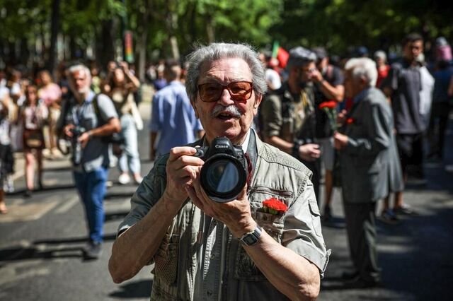 Morreu Eduardo Gageiro, fotojornalista do 25 de Abril, aos 90 anos