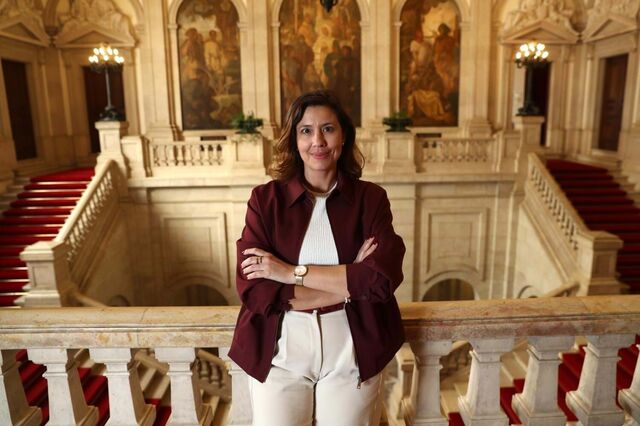 Mariana Leitão retira candidatura à Presidência da República