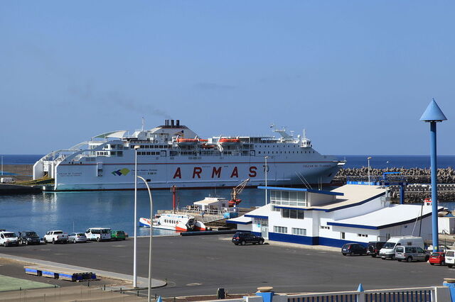 Governo põe ferry do JPP para as ilhas nas prioridades da legislatura