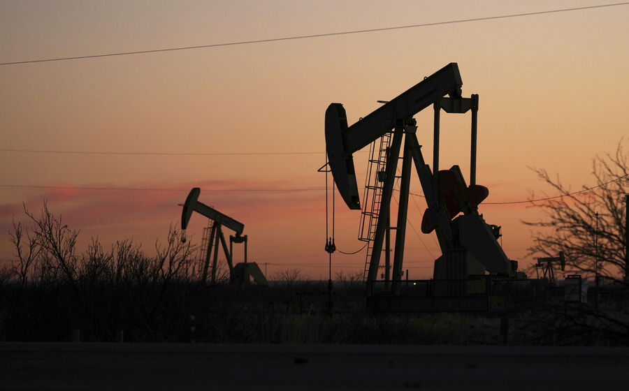 A EIA espera que a procura por petróleo cresça ao menor ritmo desde 2009.
