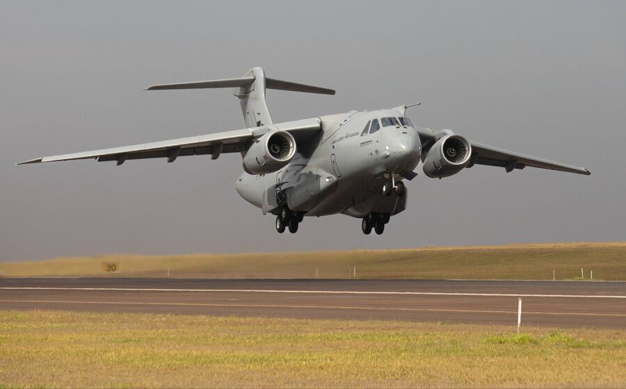 Portugal compra sexto avião Embraer e vende 10 à NATO, reforçando a parceria com o Brasil