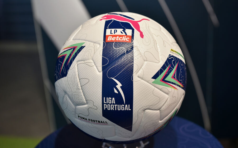 Liga Portugal pondera venda de parte do capital dos direitos de transmissão.