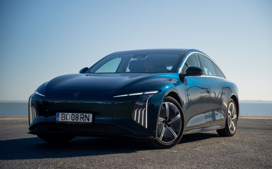 Forthing S7: berlina elétrica com design luxuoso e fabrico chinês