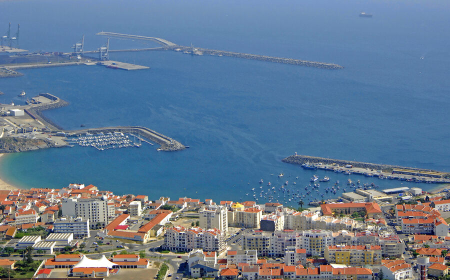 Gigafábrica de IA em Sines: Receitas de 1,6 mil milhões previstos para 2030