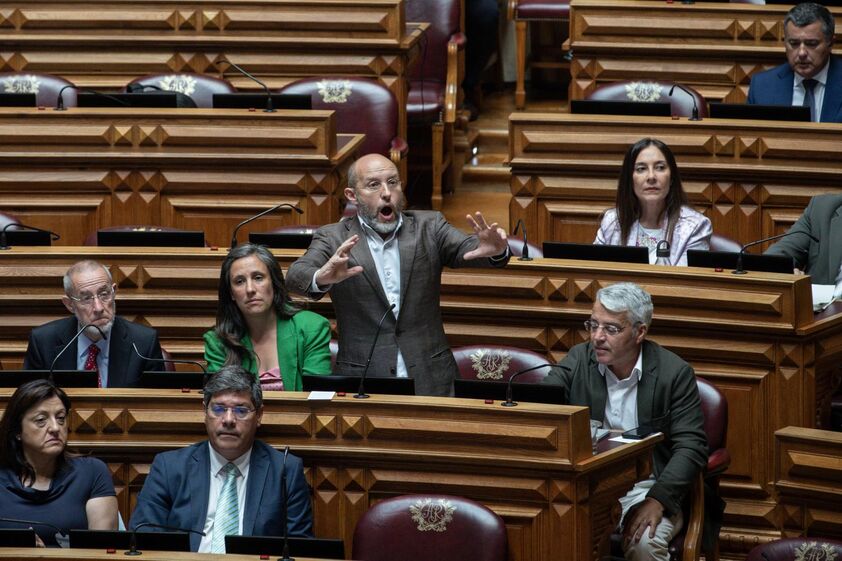 Rui Tavares critica a falta de diálogo sobre o programa do Governo no Parlamento